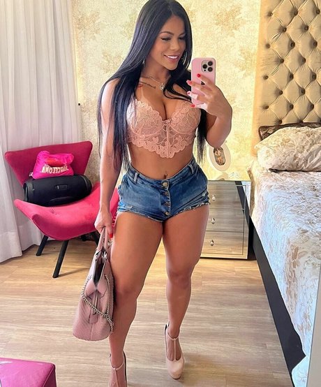 Leticia Lopes トップモデル 画像