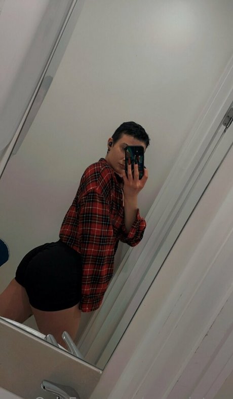 裸のプリンセスOnlyFans 限定 ギャラリー