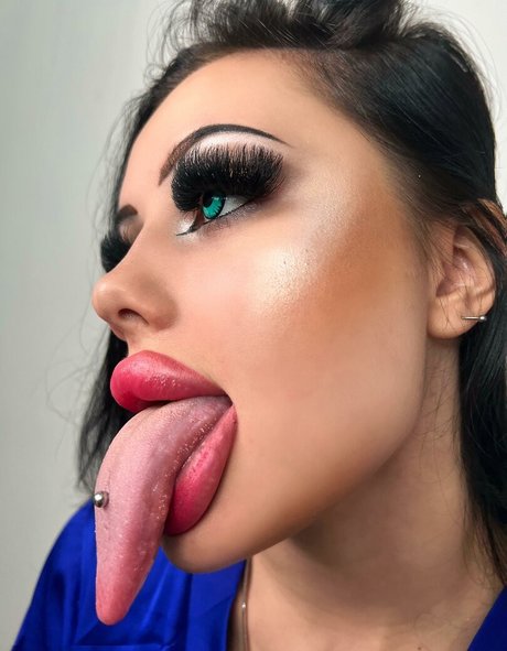 Alison Beth 完璧なポルノスター アーカイブ