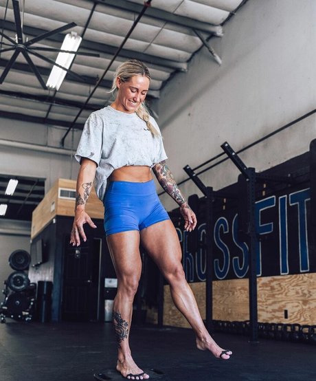 アジア人のアナルオンリーファン ホットセックス 画像