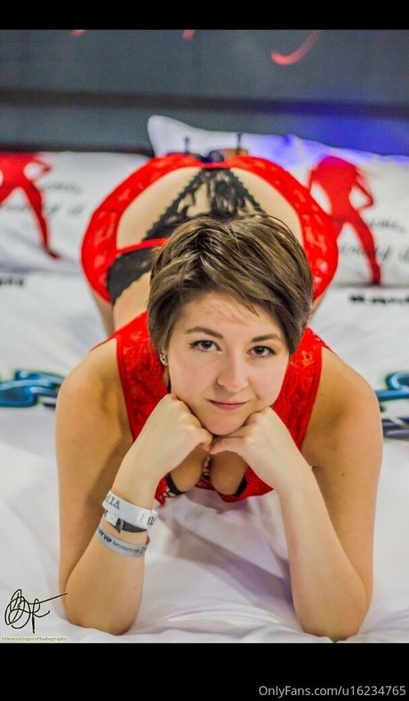 熟女オーガズムOnlyFans セクシーヌード 画像