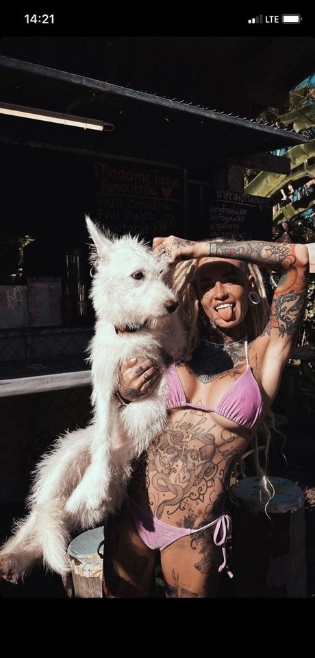 Bantik Boy アダルトスター 写真