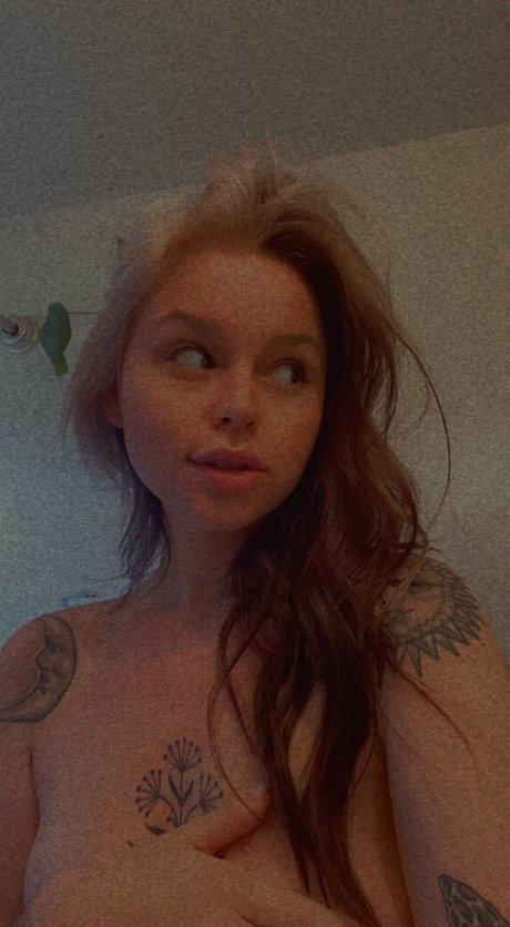 handj0bzbychelle 素敵なモデル 画像