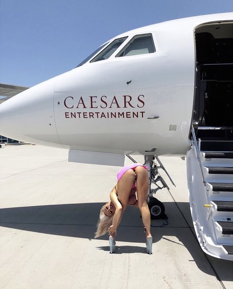 Tiffany Luu ヌードモデル 画像