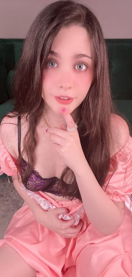 Adina luna トップスター ギャラリー