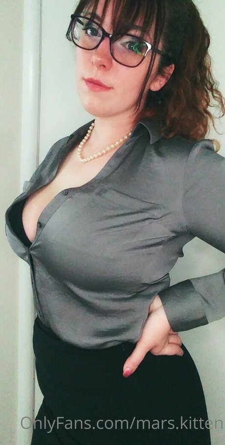 ハンズオンリーファン ポルノ 写真