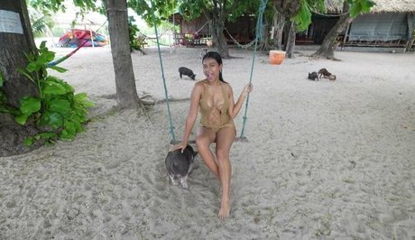 Its Me Sai ポルノモデル 写真