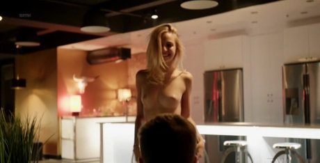 Ludivine Reding ヌード女優 写真