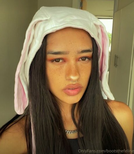 スリムな熟女OnlyFans パーフェクト 写真