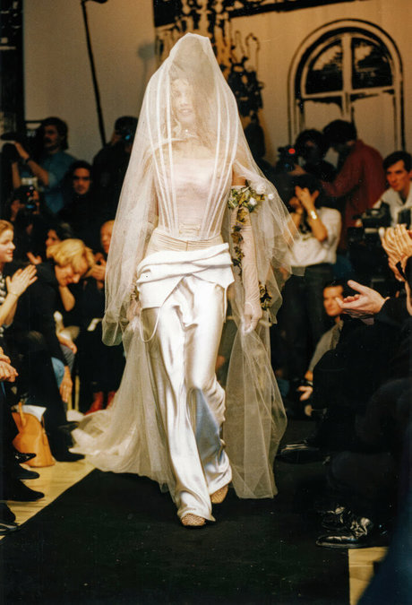 Laetitia Casta ヌードのポルノスター 画像