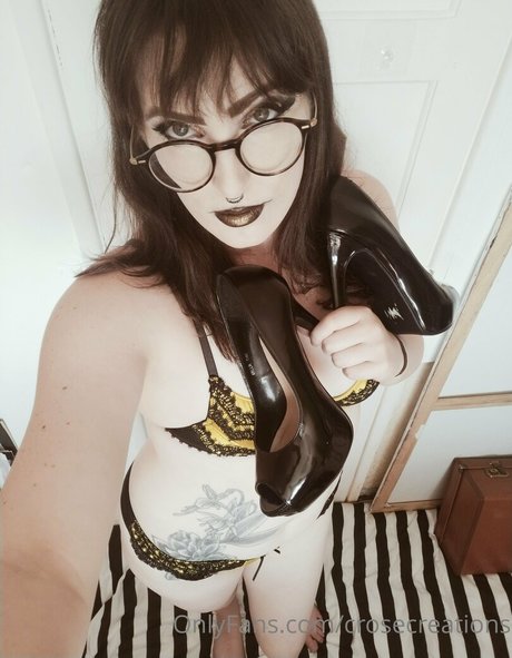 アマチュア潮吹きOnlyFans セクシー裸 写真