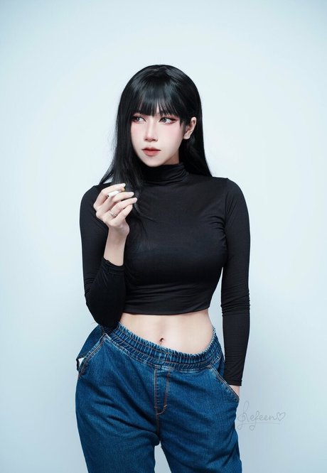 Refeen 高品質スター 画像