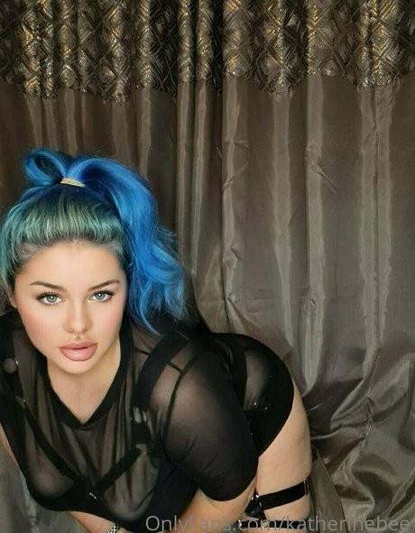 beckybeeofficial トップ女優 画像