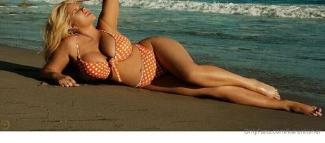 Karen Fisher 完璧なモデル 写真