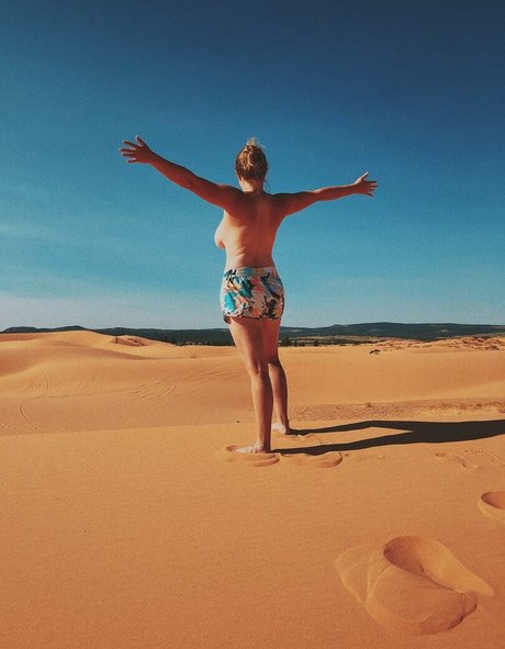 美しいベイビーOnlyFans 裸 写真