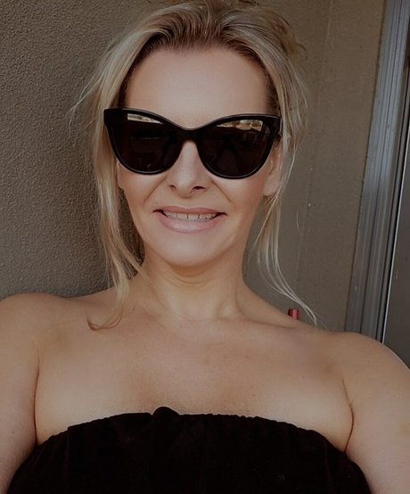 Goddess Kathena アダルトスター 画像