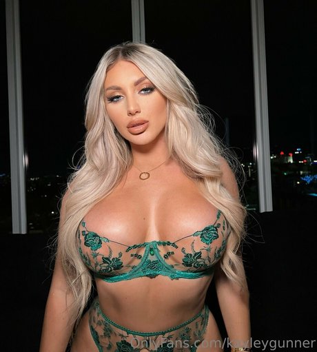 アジア人寝取られOnlyFans 無料 写真