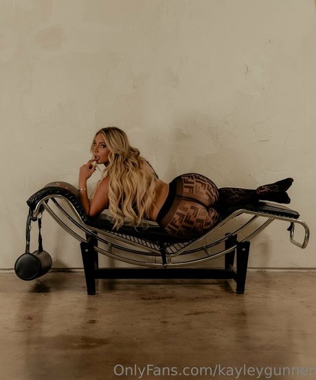 サッカーママOnlyFans xxx 写真