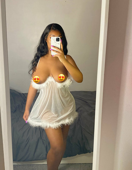 ジーンズのお尻OnlyFans ヌード 写真