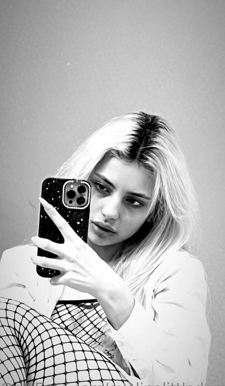 最もホットなOnlyFans アートポルノ 写真