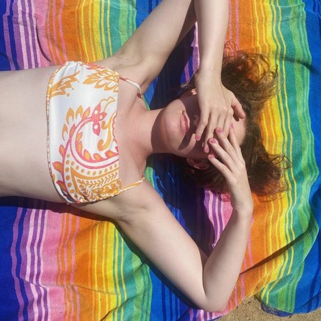 Howdyhowdyyall1 スター 裸 ギャラリー