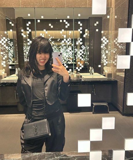 rinlinlin ヌードのポルノスター 写真