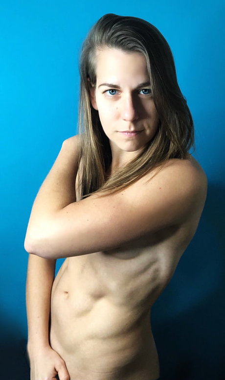Ali Spagnola スター 写真