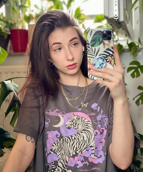 basostream アダルト女優 ギャラリー