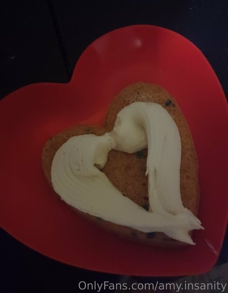 amy insanity 可愛いモデル 写真