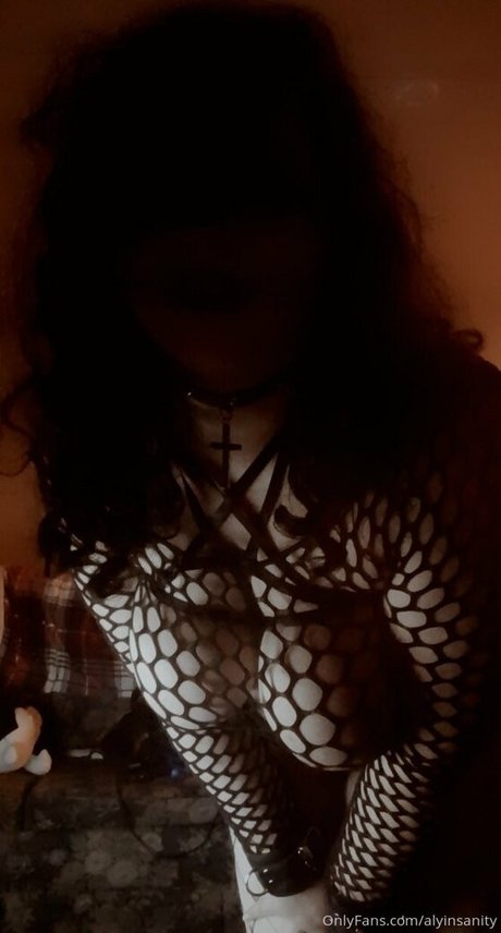 amy insanity セックスモデル 画像