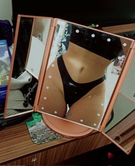 Aoy Queen アダルトモデル 写真