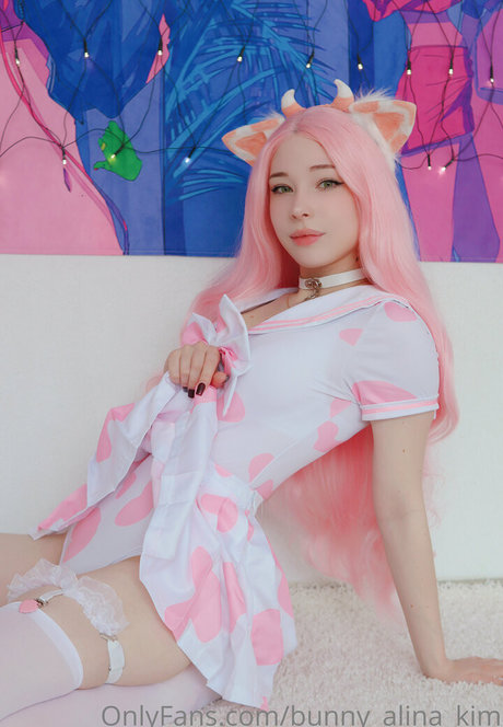 Bunny Alina Kim かわいいスター 画像