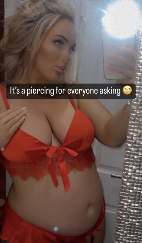 Caitlin Appleyard セクシー女優 写真