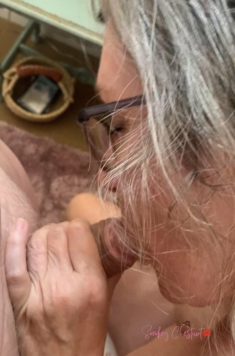 Smokey Chestnut 無料スター アーカイブ