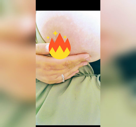 継娘OnlyFans 無料 写真