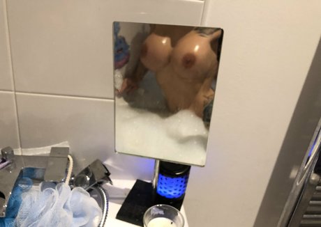 ブルネットの教師OnlyFans ホットxxx 画像