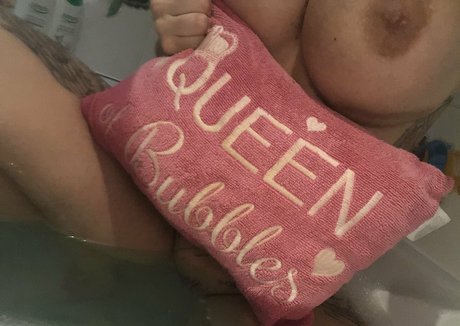 roxikeogh エロティックモデル 画像