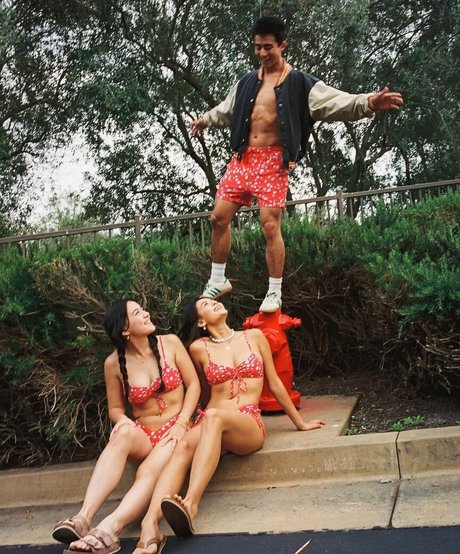 ニューハーフ ドミナトリックス OnlyFans ホットヌード 写真