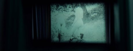 Mia Goth アートモデル 写真