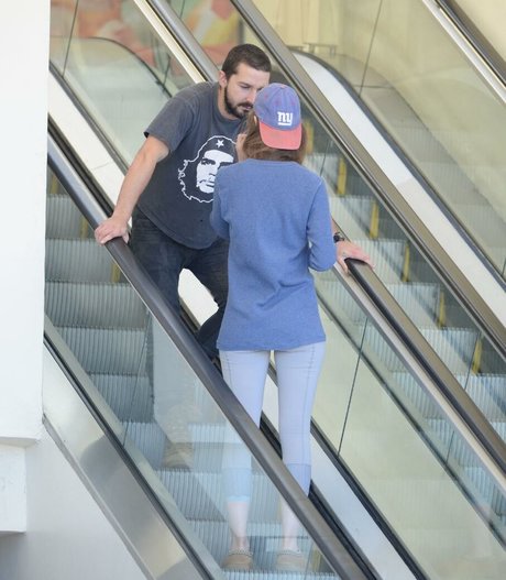 ぽっちゃりエモOnlyFans エロチック 写真