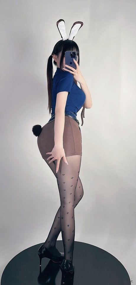 Mikomikoww アダルトスター 画像