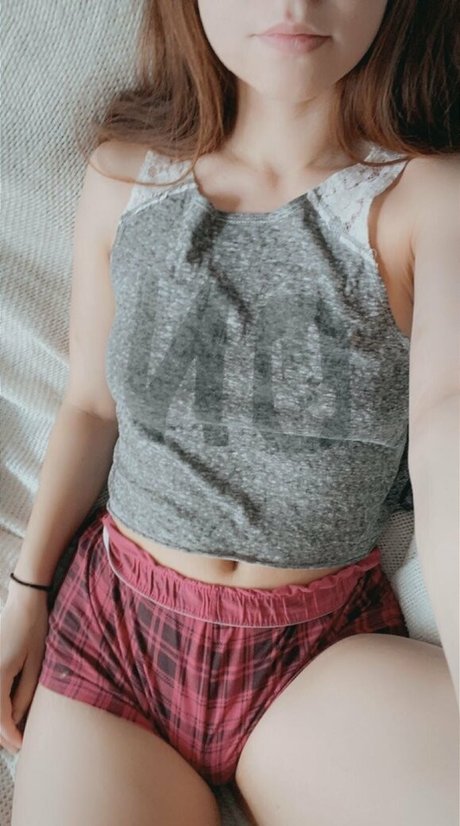 monicajordan top profile image