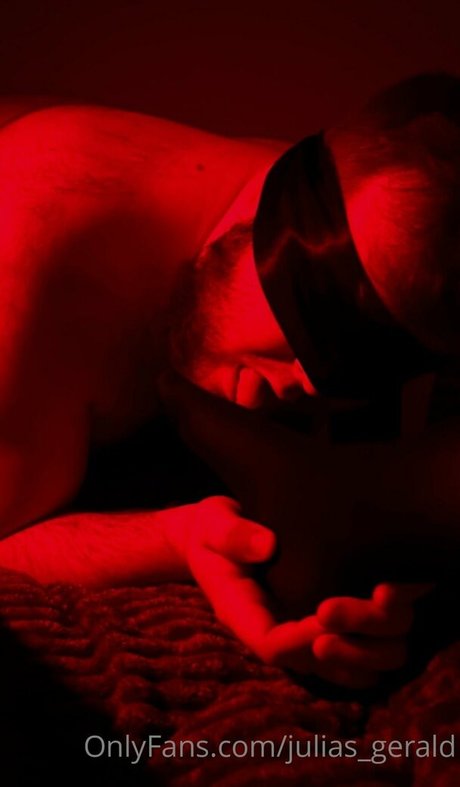 mrloveylatex ヌードのポルノスター 画像