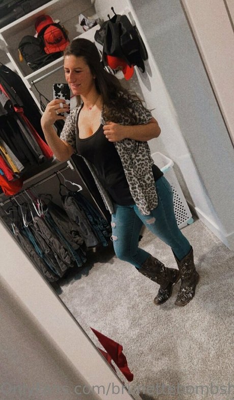 asmrベイビーonlyfans 美しい 写真