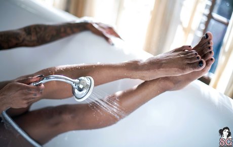 Tessartiste 最高のポルノスター ギャラリー