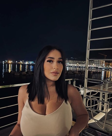 Rita Senatore ポルノスター 独占 写真