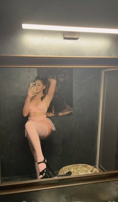 ニューハーフ POV OnlyFans アートヌード 写真