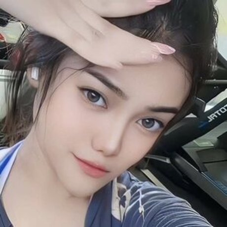 Ayuchannn トップ女優 写真