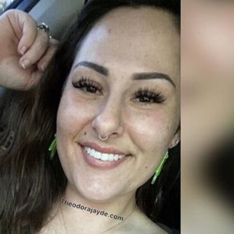 Theoamilf アートモデル 写真