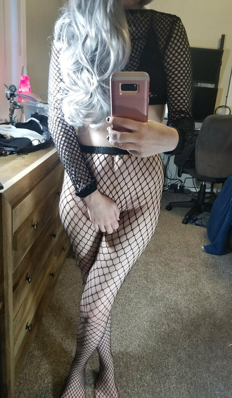 アナルパウグオンリーファンズ 無料裸 画像